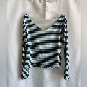 Striped V-Neck Long Sleeve Top - Black & White